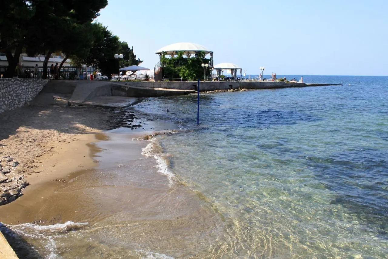 Apartments With A Parking Space Umag - 11625