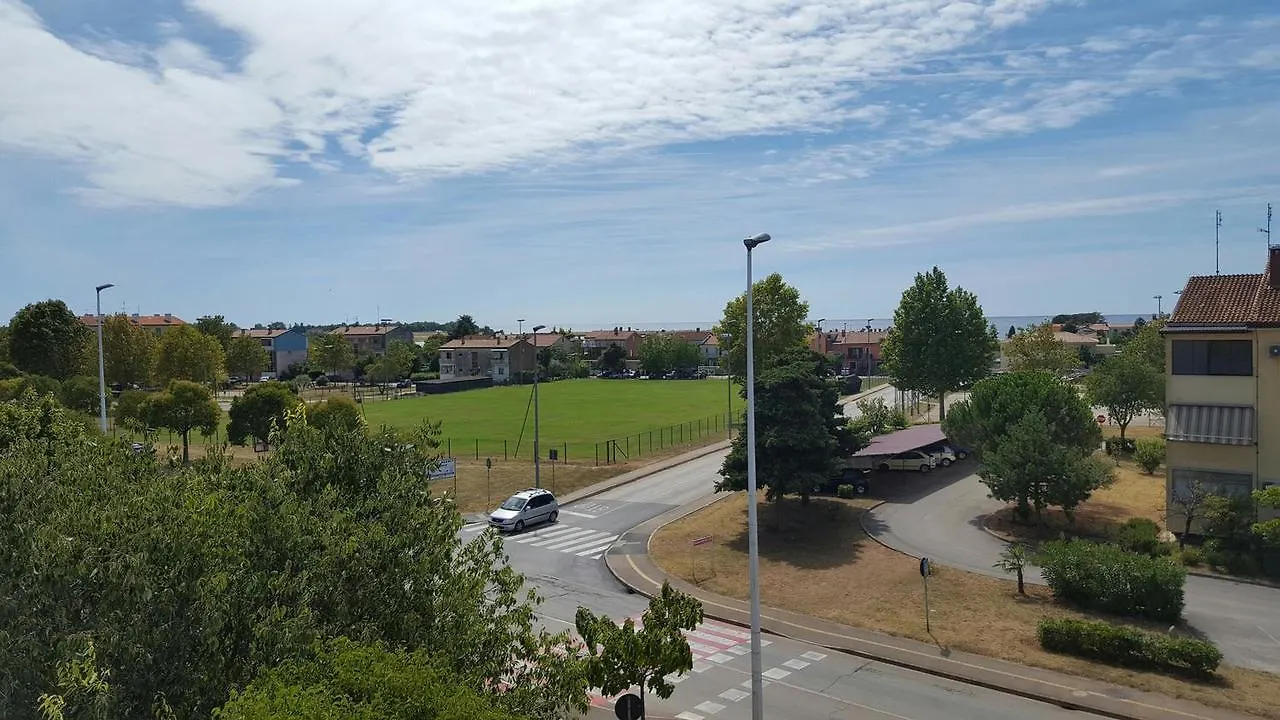 Apartments With A Parking Space Umag - 11625